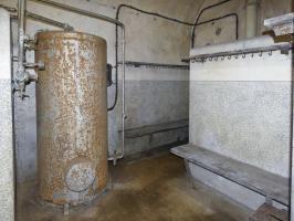 Ligne Maginot - FERMONT - A2 - (Ouvrage d'artillerie) - Douches de l'ouvrage 
L'accès et le vestiaire utilisé en temps normal, situés à l'opposé du local des gazés