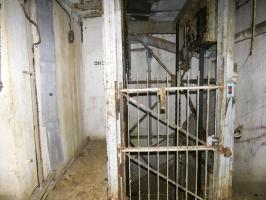 Ligne Maginot - FERMONT - A2 - (Ouvrage d'artillerie) - Bloc 1
Monte-charge à l'étage supérieur