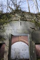 Ligne Maginot - BATZENTHALER BUSCH (2° BON - 169° RIF) - (PC de Quartier) - Vestiges d'une croix de Lorraine, rencontrée sous diverses formes (mais a l'emplacement invariable) sur les PC de ce type.