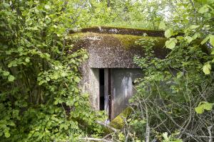 Ligne Maginot - Cb14Bis - L'entrée protégé par une porte métallique