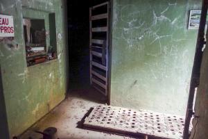 Ligne Maginot - LE CHESNOIS - CHENOIS - (Ouvrage d'artillerie) - Entrée mixte
Passerelle de l'entrée pour le personnel couverte par un créneau FM