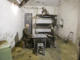 Ligne Maginot - FERMONT - A2 - (Ouvrage d'artillerie) - Bloc 4
La chambre de repos reconstituée jouxtant la première chambre de tir