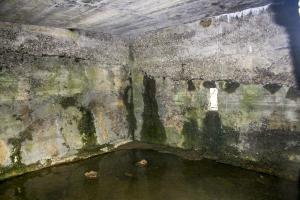 Ligne Maginot - CB31BIS - (Blockhaus pour arme infanterie) - Vue intérieure. Aucun aménagement, aucun véritable créneau ...