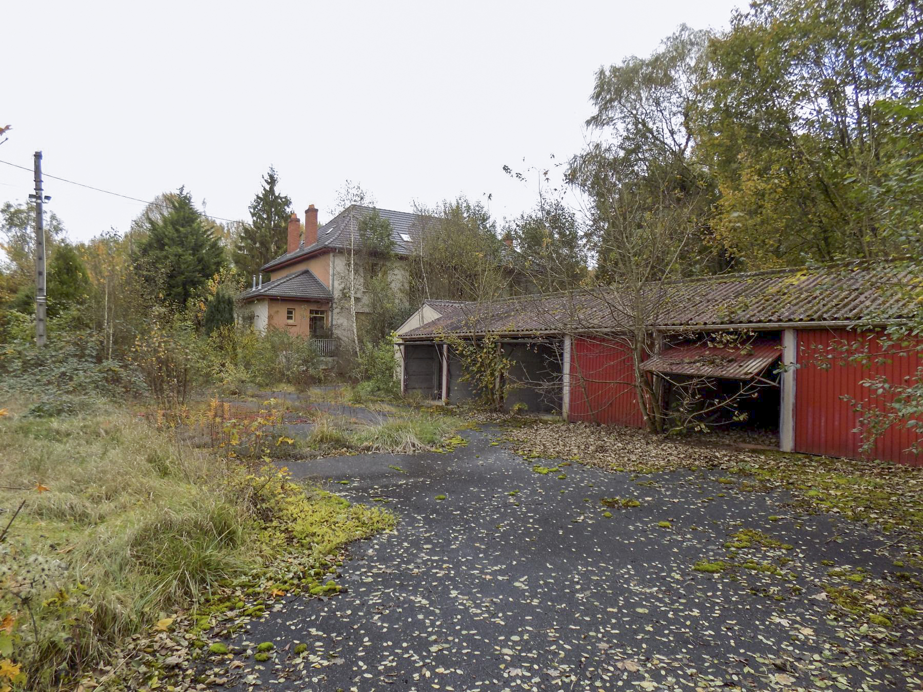Ligne Maginot - LEMBACH - (Cité Cadres) - Les garages  - luc.j