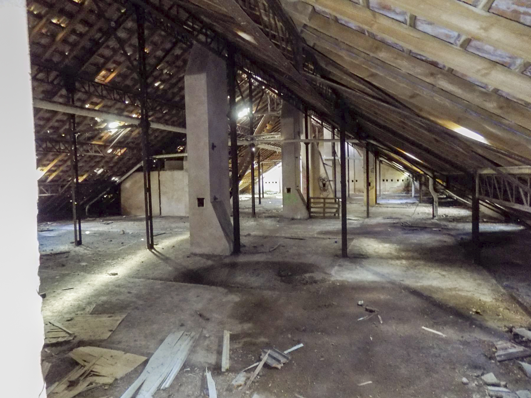 Ligne Maginot - LEMBACH - (Camp de sureté) - Combles du bâtiment principal - luc.j