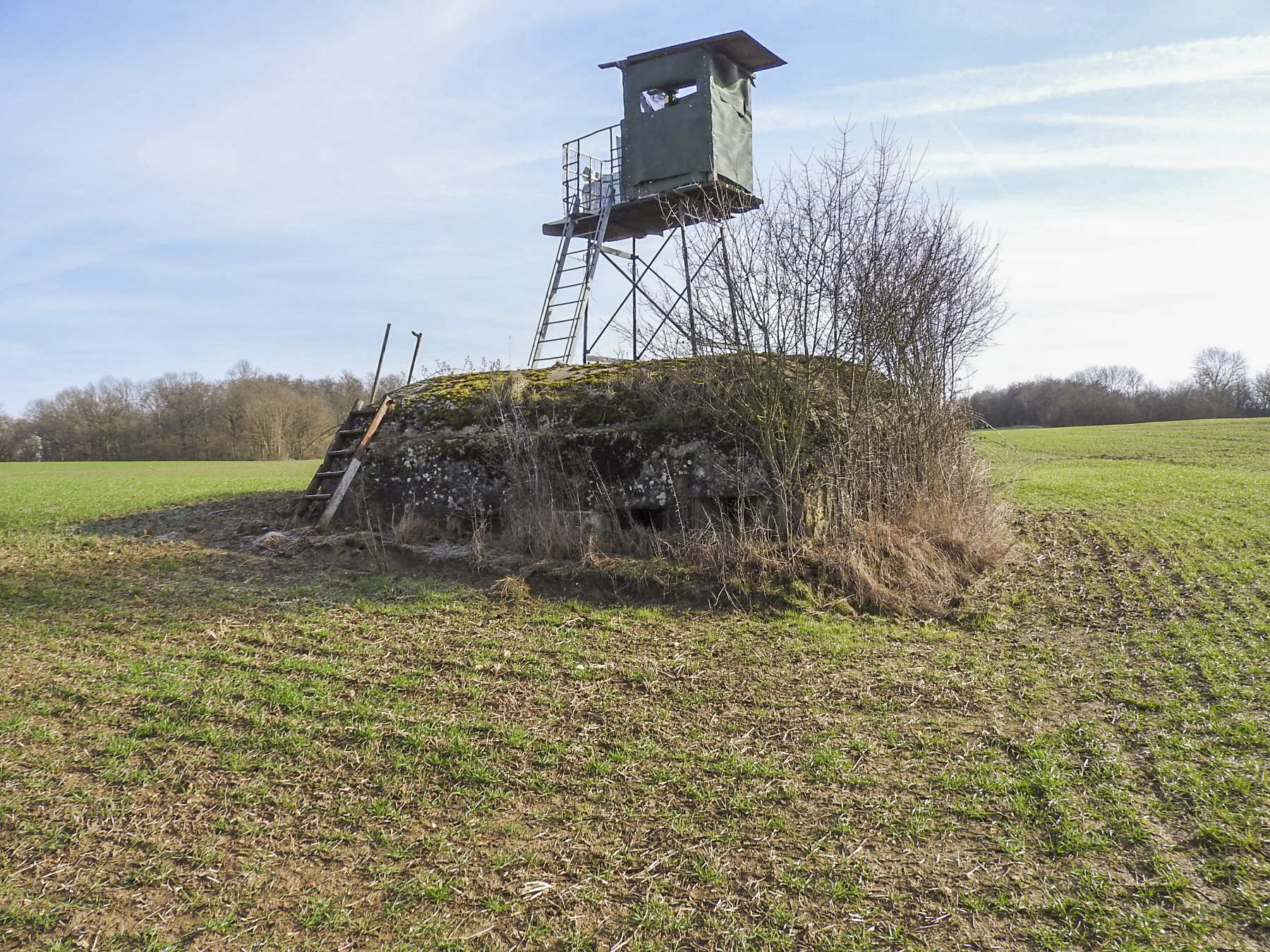 Ligne Maginot - MAISON ROUGE - (Blockhaus pour arme infanterie) - La façade de tir du blockhaus. - STENGER Mathieu