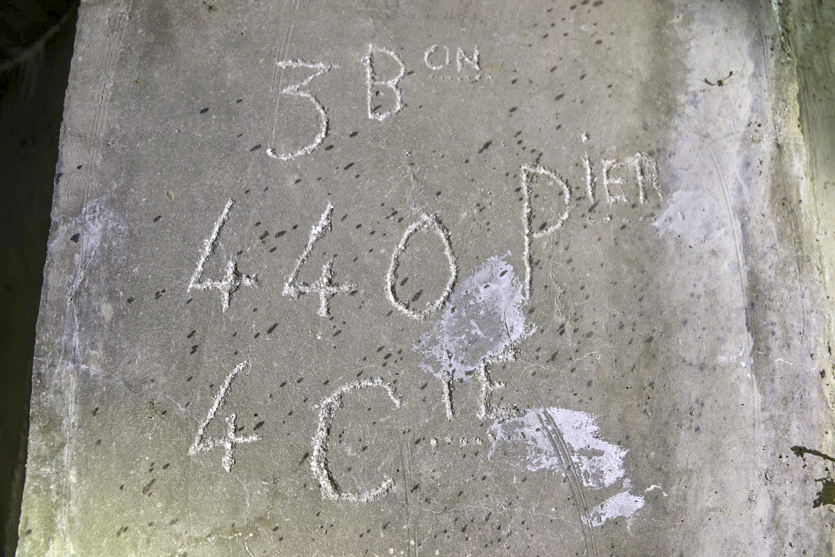 Ligne Maginot - LA VILLETTE 3 - (Blockhaus pour arme infanterie) - Inscription des constructeurs - Alain Perouffe