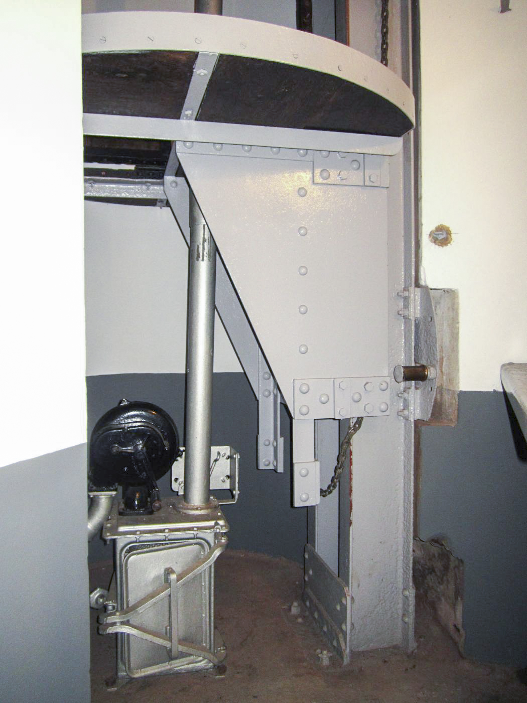 Ligne Maginot - 16/3 - KILSTETT - (Casemate d'infanterie - Double) - Cloche GFM - Gregory Fuchs