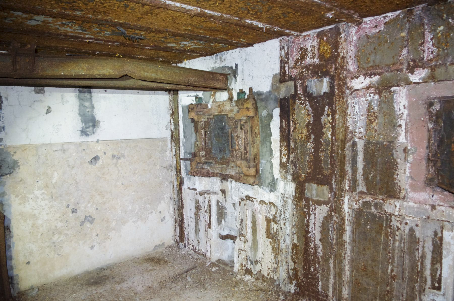 Ligne Maginot - METRICH NORD - C50 - (Casemate d'infanterie - Simple) - La chambre de tir. - STENGER Mathieu