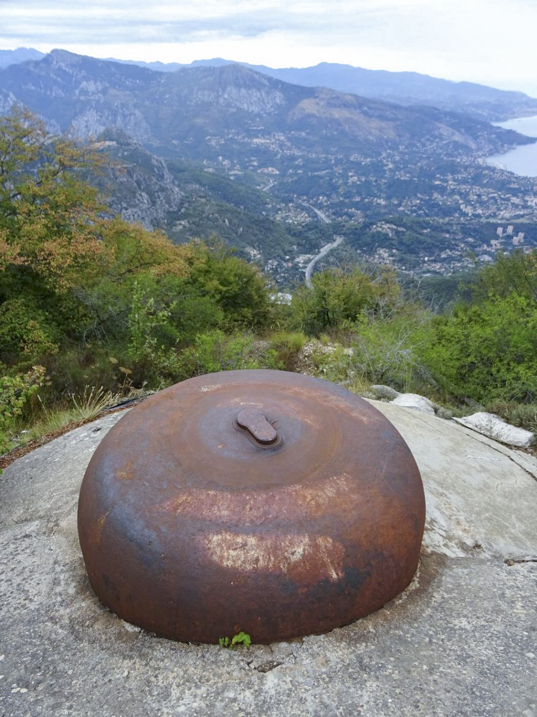 Ligne Maginot - MONT AGEL EST - BLOC 8 - (Observatoire d'artillerie) - La cloche VDP.
 - ammagsdr