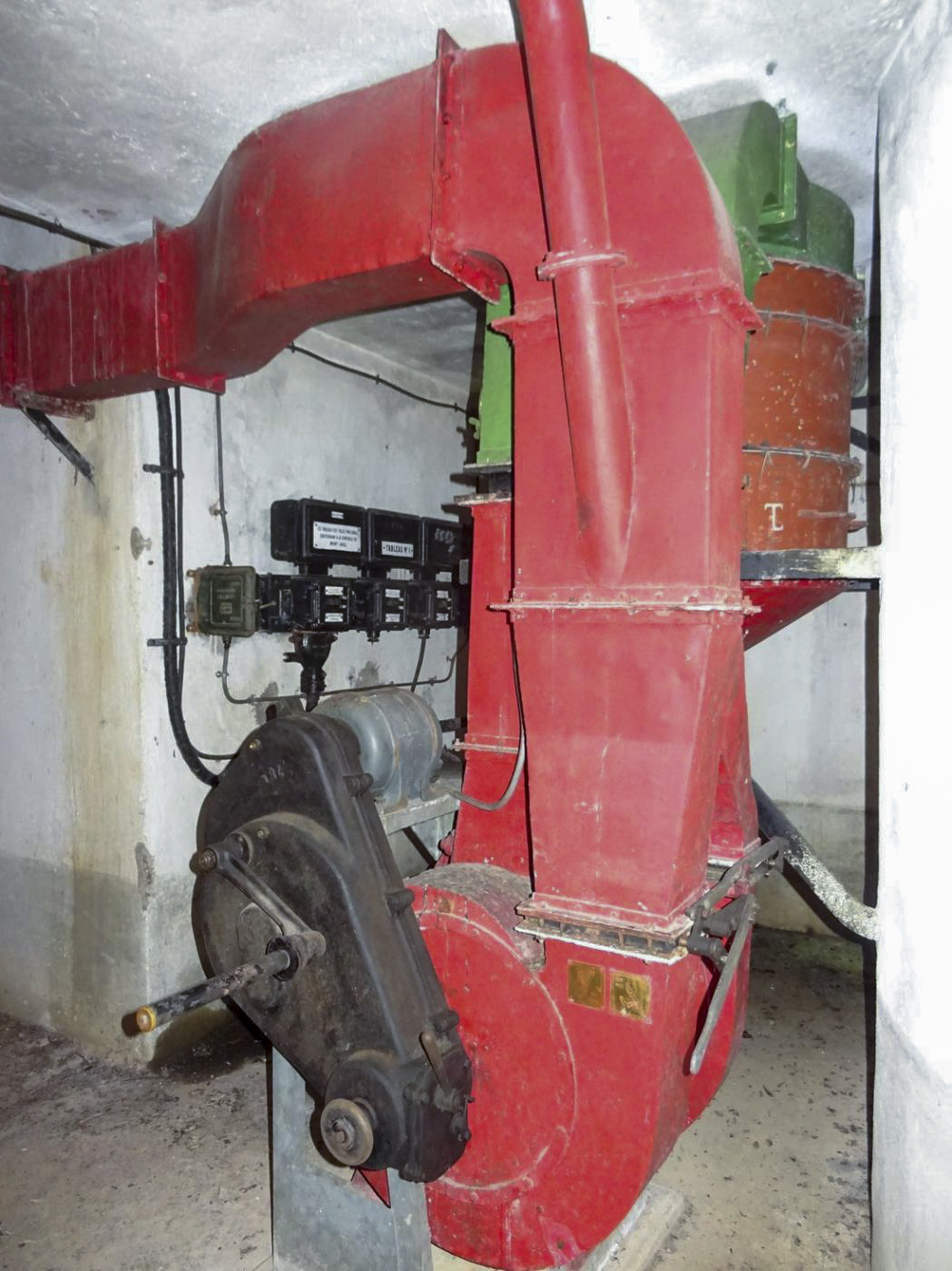 Ligne Maginot - MONT AGEL EST - BLOC 8 - (Observatoire d'artillerie) - Ventilation. - ammagsdr