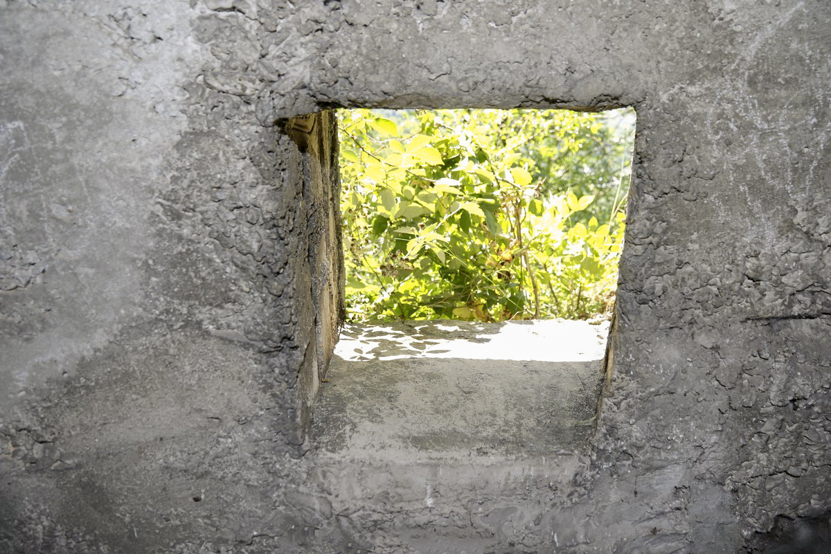 Ligne Maginot - LA PORTE 5 - (Blockhaus pour arme infanterie) - Créneau est - Alain Perouffe
