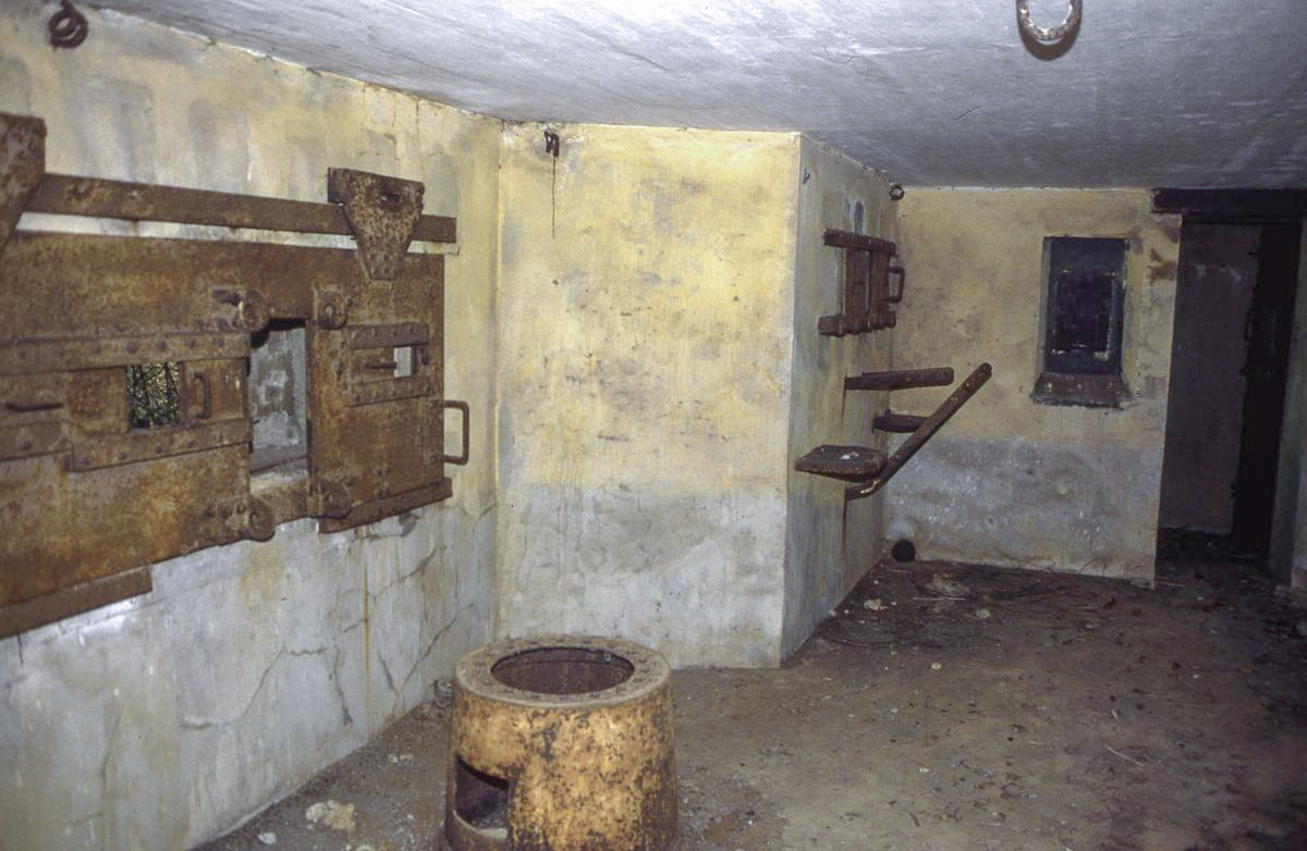 Ligne Maginot - DB17 - (Blockhaus pour canon) - La chambre de tir  - Valentin Hemmert