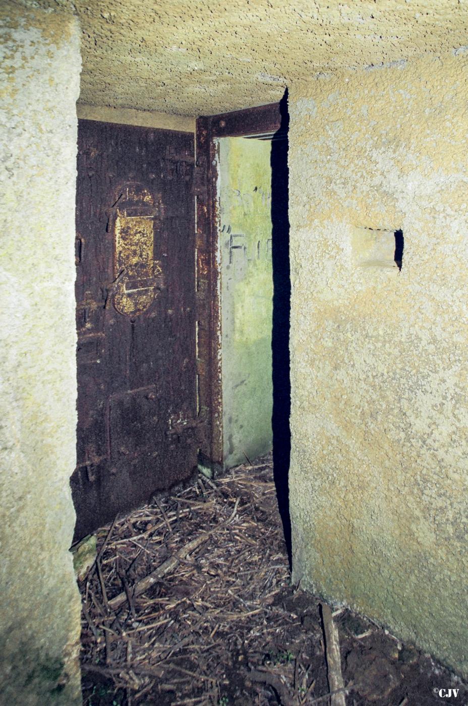 Ligne Maginot - DB17 - (Blockhaus pour canon) -  - Lia VERMEULEN