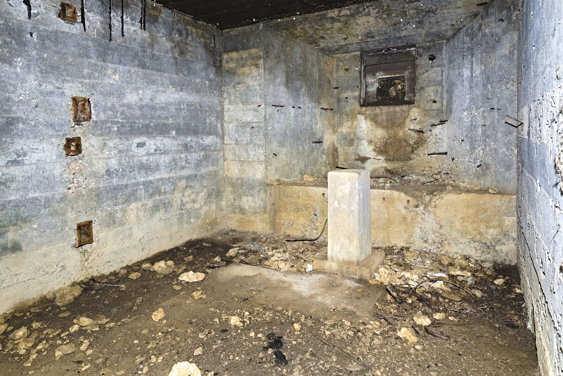 Ligne Maginot - DB221 - (Blockhaus pour arme infanterie) -  - thierry caland