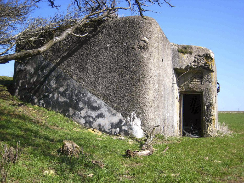 Ligne Maginot - JOPPECOURT - (Central téléphonique isolé) - L'entrée