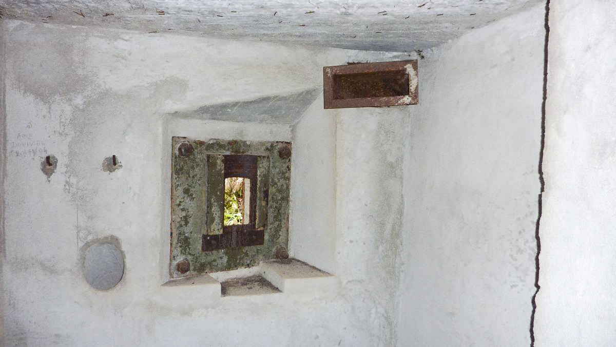 O16 - SAINT OUEN SUD - (Casemate d'infanterie - Simple)