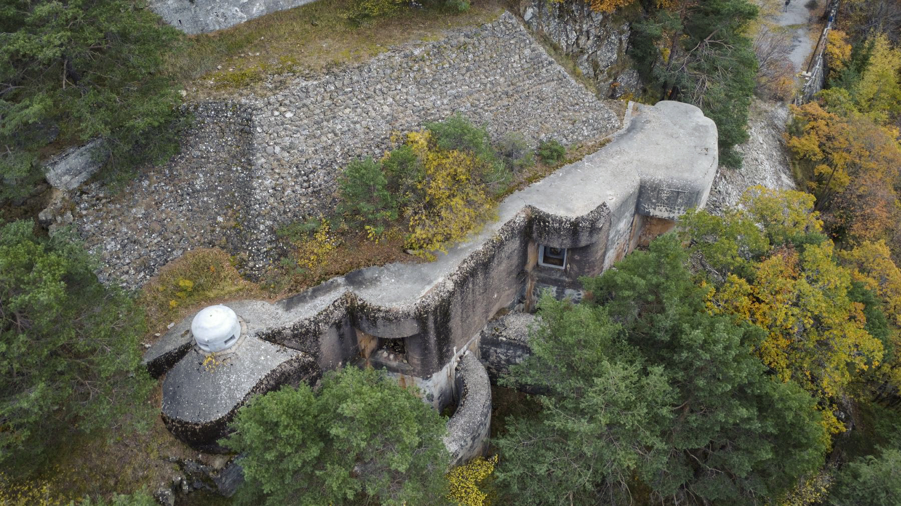 Ligne Maginot - MONTE GROSSO (MG) - E02 - (Ouvrage d'artillerie) - Bloc 3 - ELLENA Daniel - CUNY Philippe