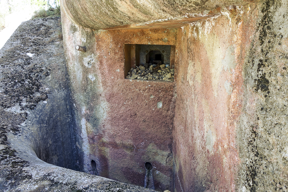 Ligne Maginot - AGAISEN (AN) - E03 - (Ouvrage d'artillerie) - Bloc 4
Créneau - Michel Teiten