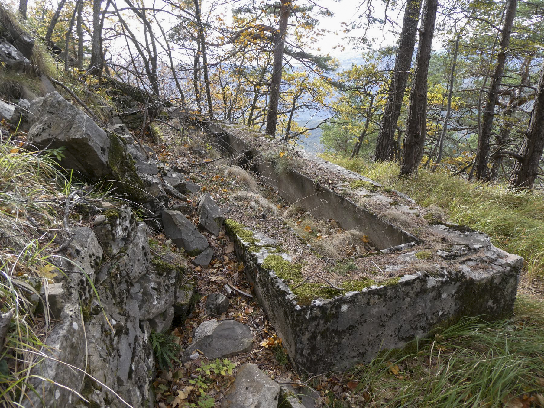 Ligne Maginot - MONTE GROSSO (MG) - E02 - (Ouvrage d'artillerie) - Lavoir entre bloc 1 et bloc 3 - ELLENA Daniel - CUNY Philippe