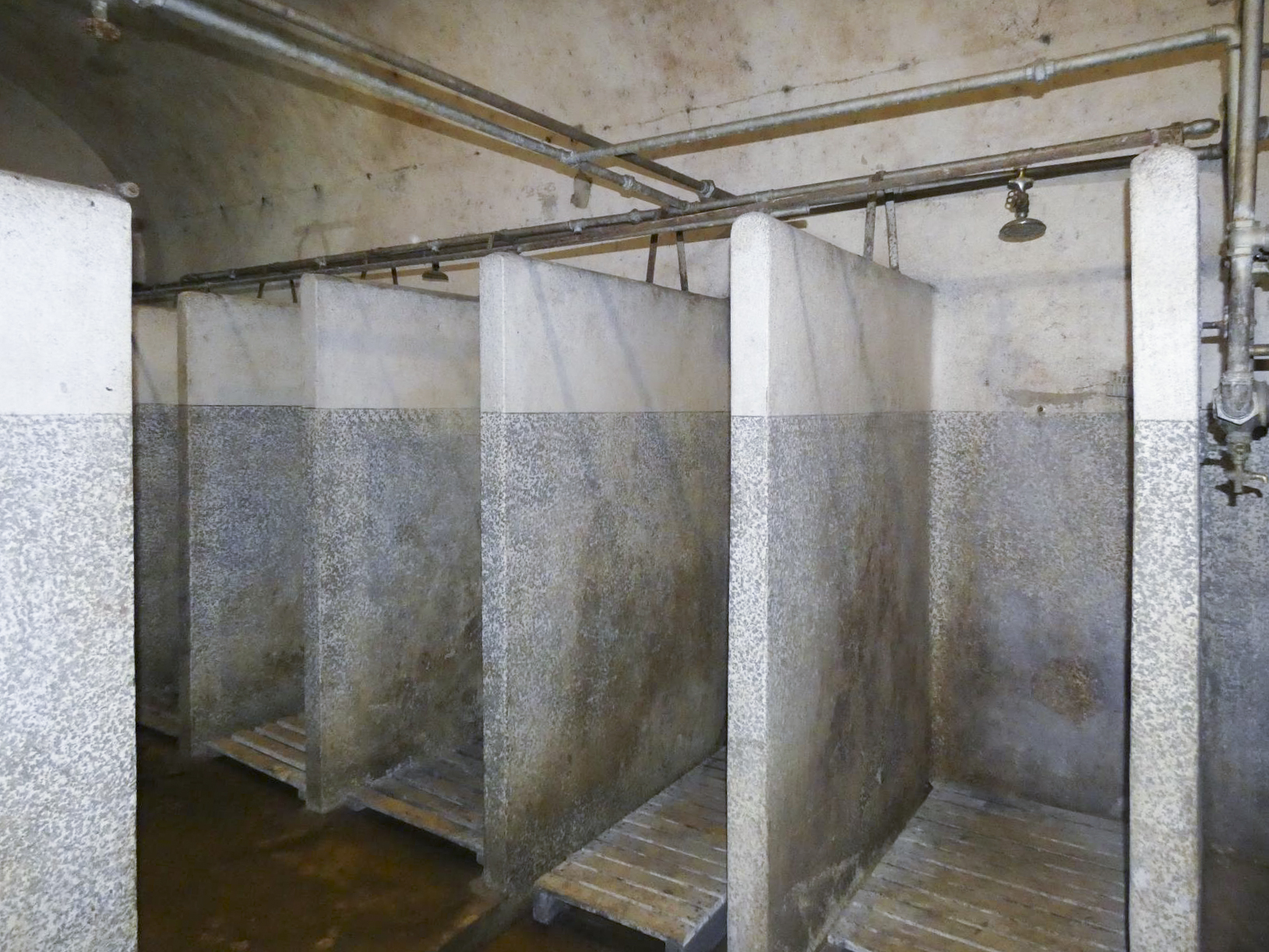 Ligne Maginot - FERMONT - A2 - (Ouvrage d'artillerie) - Douches de l'ouvrage - STENGER Mathieu