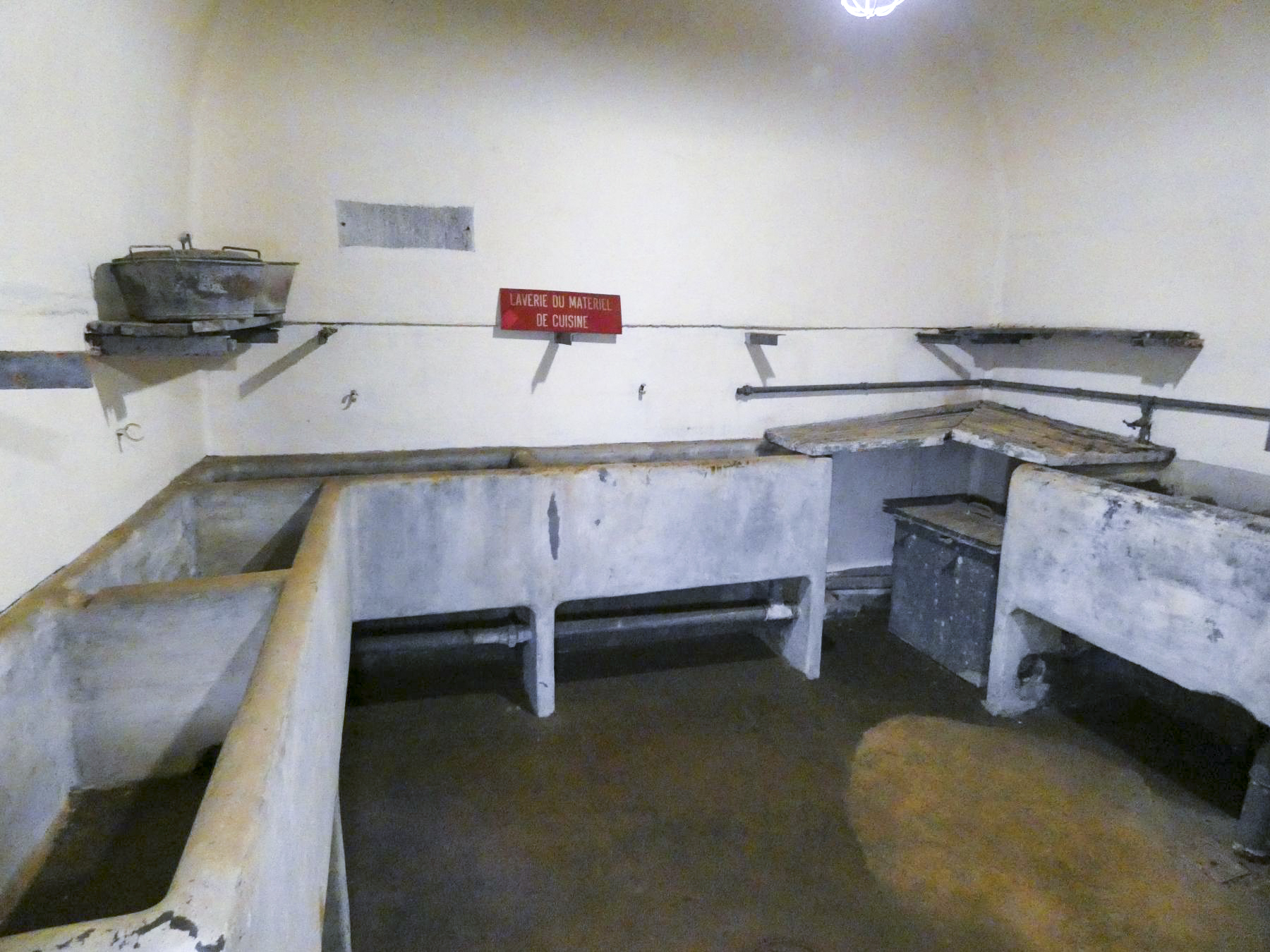 Ligne Maginot - FERMONT - A2 - (Ouvrage d'artillerie) - Laverie des cuisines - STENGER Mathieu