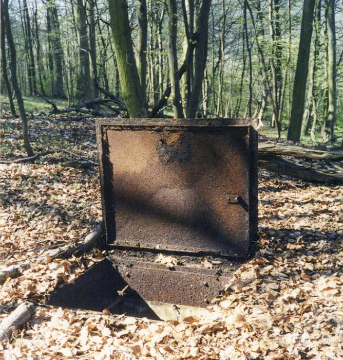 Ligne Maginot - 75T - (Chambre de coupure) - Trappe d'accés