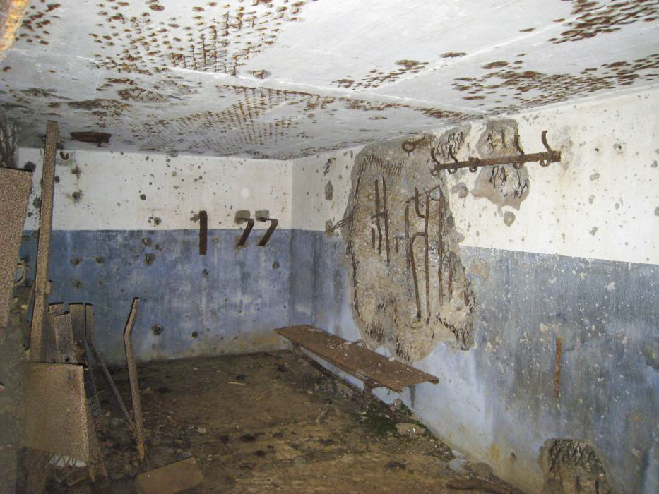 Ligne Maginot - CB13BIS - PETERSBERG - (Blockhaus pour canon) - Vue intérieure