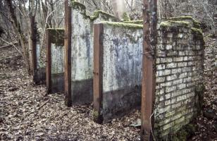 Ligne Maginot - ROCHONVILLERS - (Casernement) - Vestiges du casernement léger de l'ouvrage de Rochonvillers