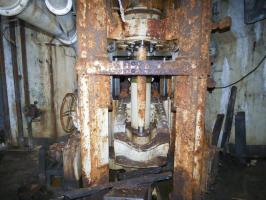 Ligne Maginot - FERMONT - A2 - (Ouvrage d'artillerie) - Bloc 6
Etage inférieur de la tourelle mitrailleuses