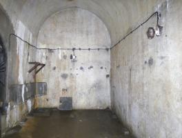 Ligne Maginot - FERMONT - A2 - (Ouvrage d'artillerie) - Bloc 7
Local sanitaires au pied du bloc (lavabos ?)