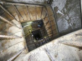 Ligne Maginot - FERMONT - A2 - (Ouvrage d'artillerie) - Bloc 7
Le puits d'escalier de 21 m