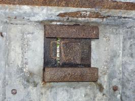 Ligne Maginot - BB21-D - GRESSES WALD - (Blockhaus pour arme infanterie) - La trémie pour mitrailleuse.