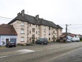 Ligne Maginot - LEGERET - (Camp de sureté) - Le grand bâtiment restant en face du camp.