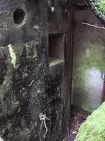 Ligne Maginot - CB2 - (Blockhaus pour canon) - Créneau pour FM protégeant l'entrée