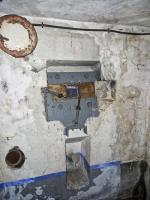 Ligne Maginot - CASTILLON (CN) - EO8 - (Ouvrage d'artillerie) - Bloc 1
Les créneaux FM et goulotte LG pour la défense du bloc d'entrée 