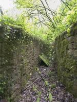 Ligne Maginot - CB3 - (Blockhaus pour canon) - La porte du blockhaus est visible