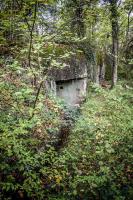 Ligne Maginot - CB3 - (Blockhaus pour canon) - Petit créneau FM prenant en enfilade le boyau d'accès