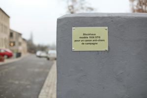 Ligne Maginot - CB73-B - CATTENOM EST - (Blockhaus pour canon) - Plaque explicative
