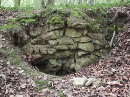 Ligne Maginot - INGLANGE (I/167° RIF) - (PC de Quartier) - Première alvéole
Maçonnerie au fond de l'alvéole.