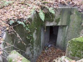 Ligne Maginot - BB10-B - LA HOUVE - (Central téléphonique d'observation) - L'entrée de droite