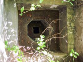 Ligne Maginot - HUMMERSBERG - X20 - (Abri) - Coffre Sud
Second créneau de défense.