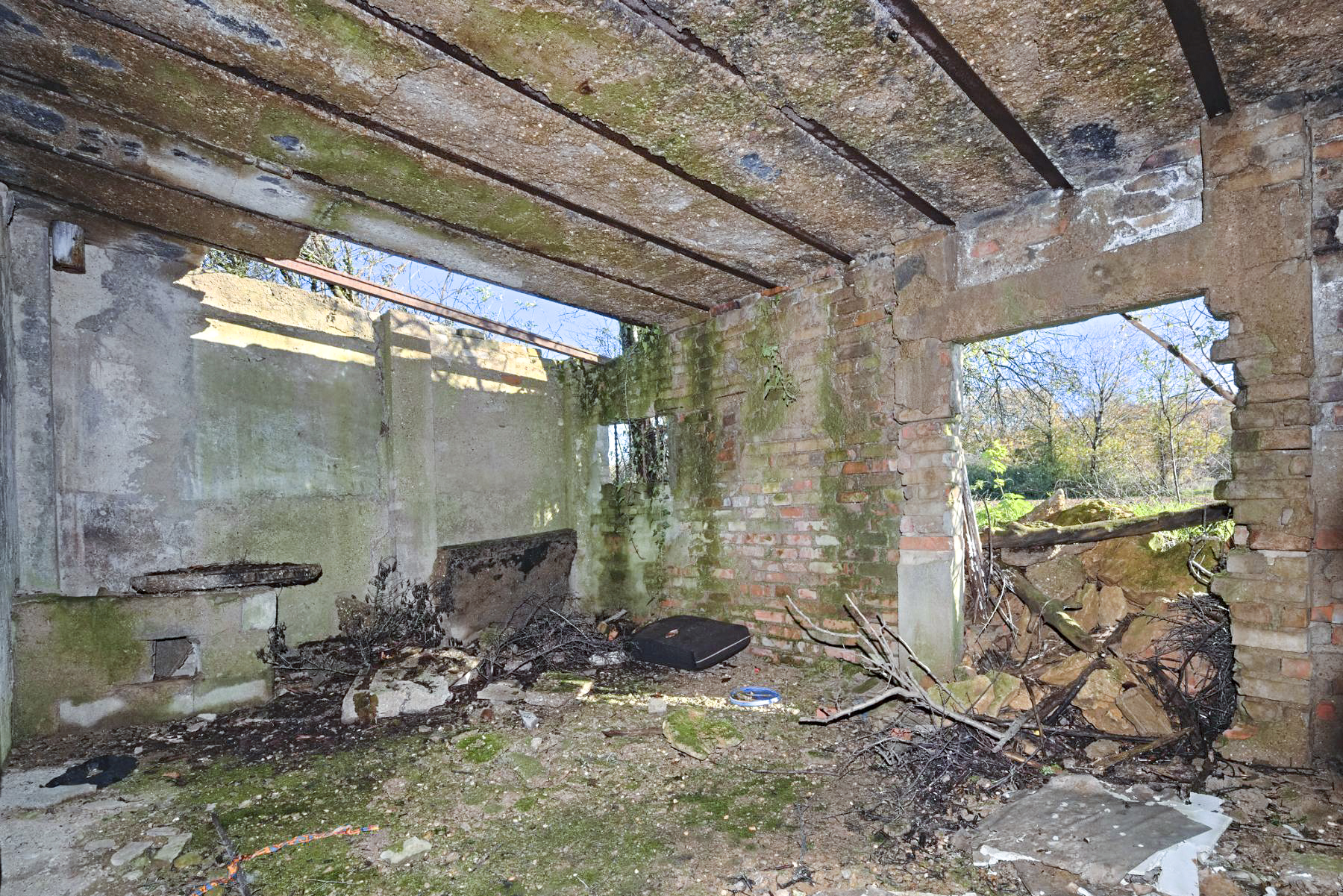 Ligne Maginot - JUSTICE - (Abri) -  - thierry caland