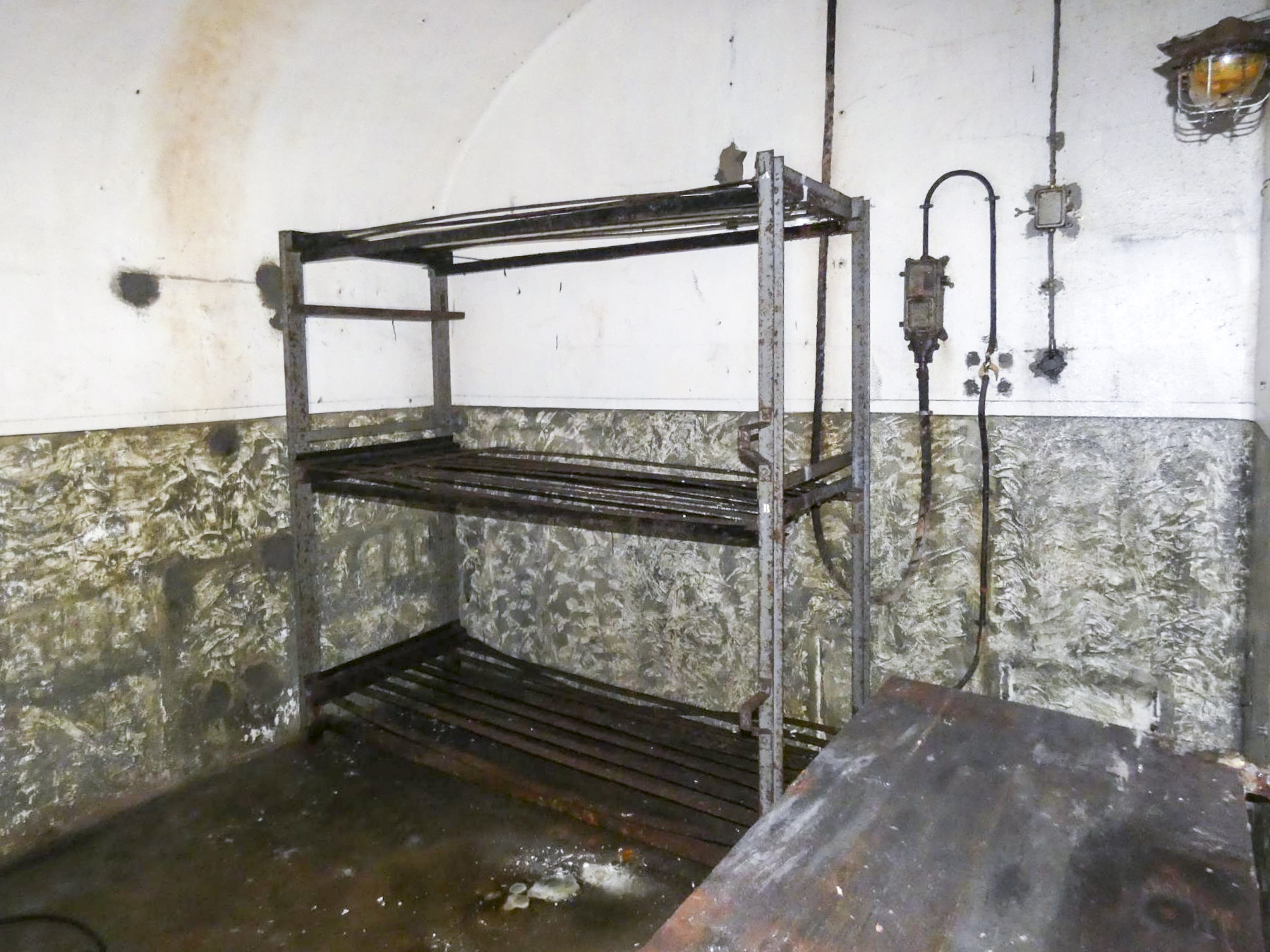 Ligne Maginot - FERMONT - A2 - (Ouvrage d'artillerie) - PC de l'ouvrage
Chambre pour sous-officiers  - STENGER Mathieu