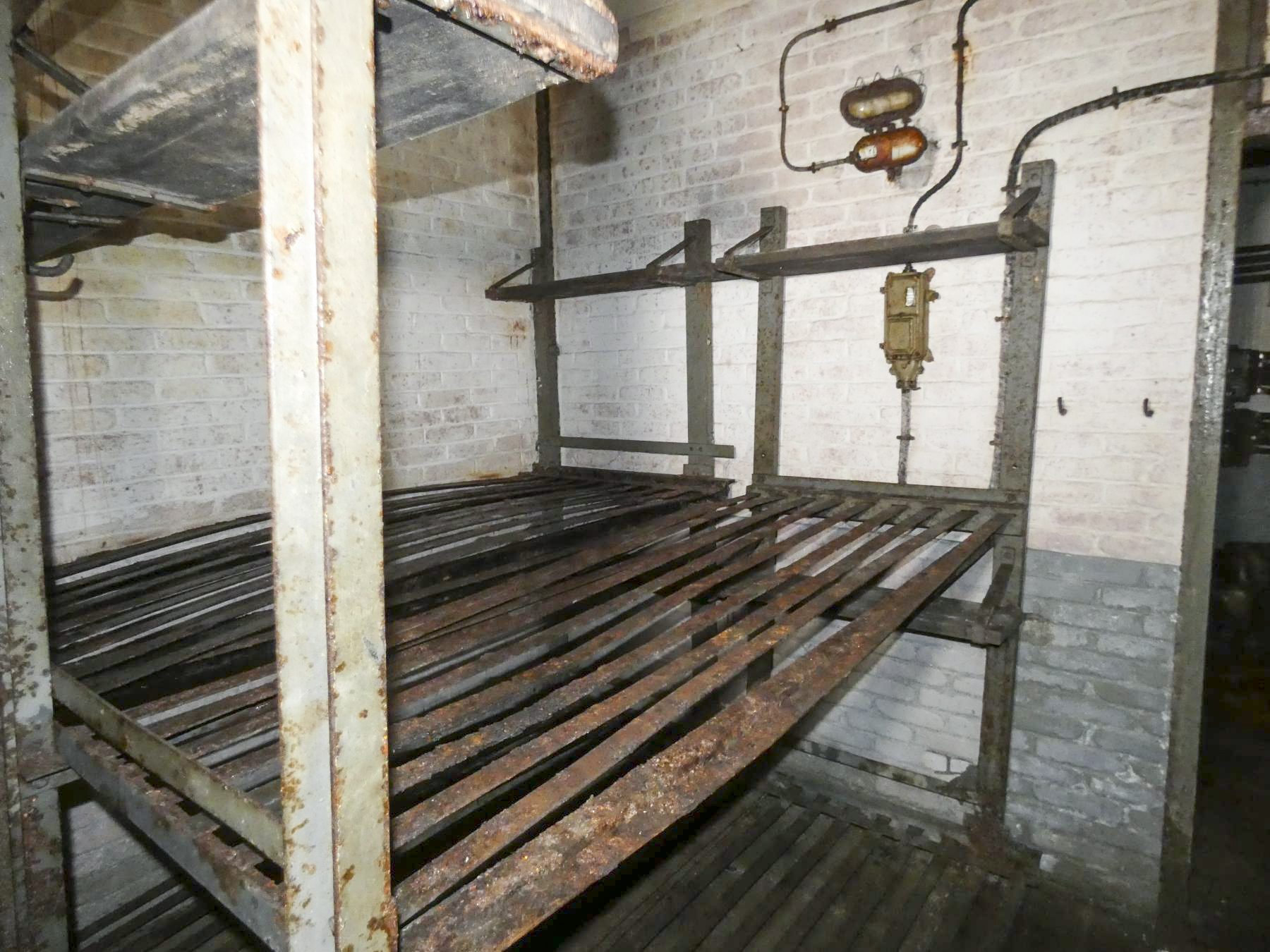 Ligne Maginot - FERMONT - A2 - (Ouvrage d'artillerie) - PC de l'ouvrage
Chambre pour les spécialistes téléphonistes - STENGER Mathieu