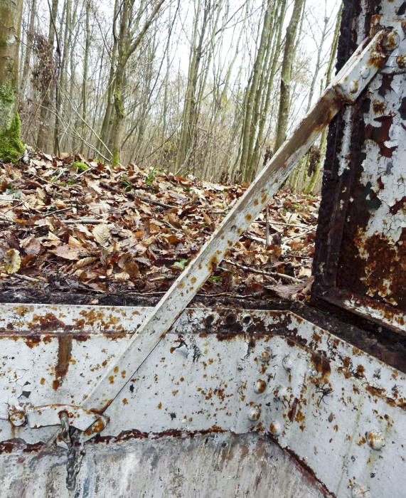 Ligne Maginot - 4T - (Chambre de coupure) - Le système de blocage de la trappe permet de la verrouiller en position ouverte ou mi ouverte grace à une clavette. - Pascal LAMBERT