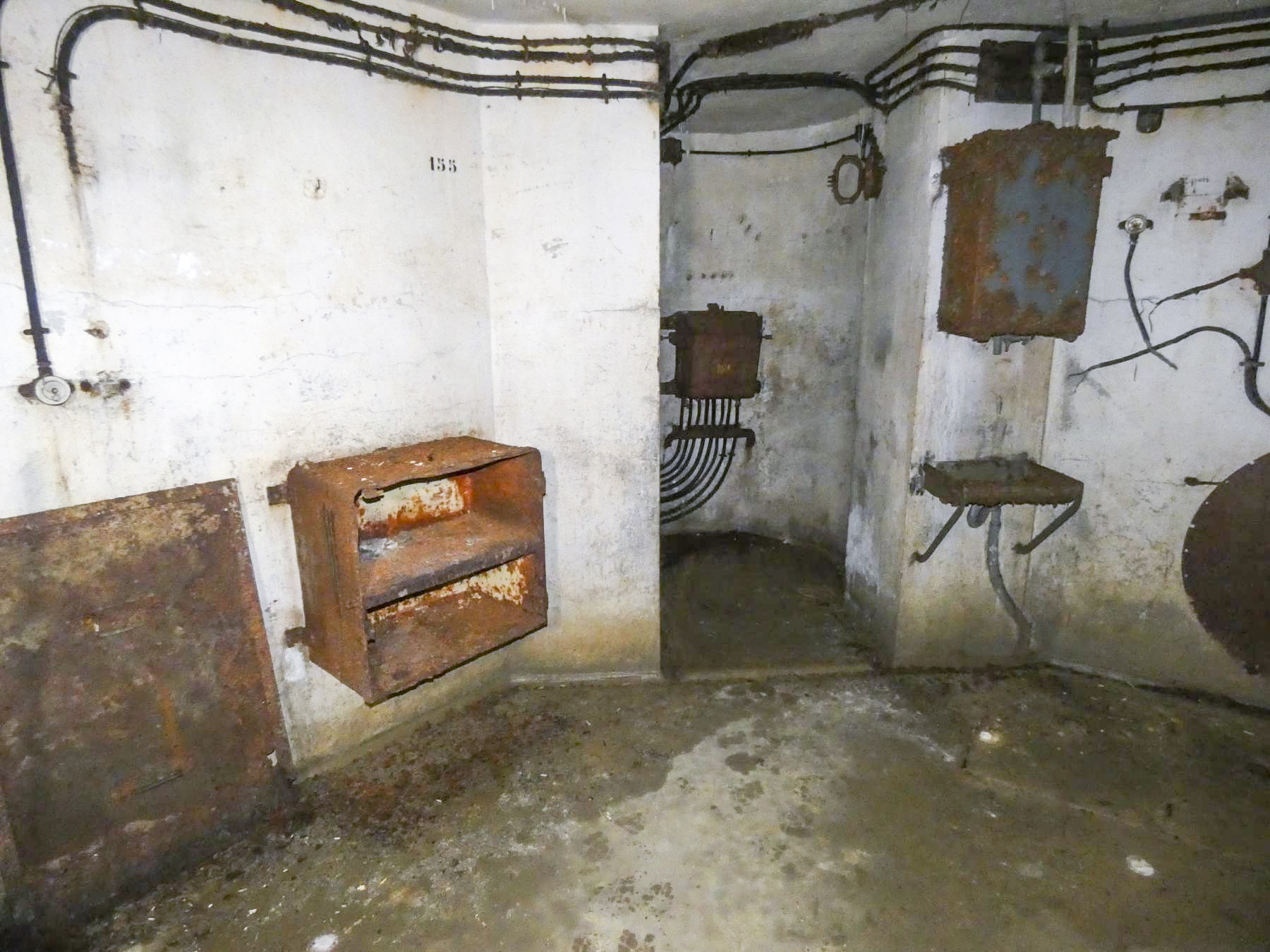 Ligne Maginot - FERMONT - A2 - (Ouvrage d'artillerie) - Bloc 7
Etage inférieur  - STENGER Mathieu