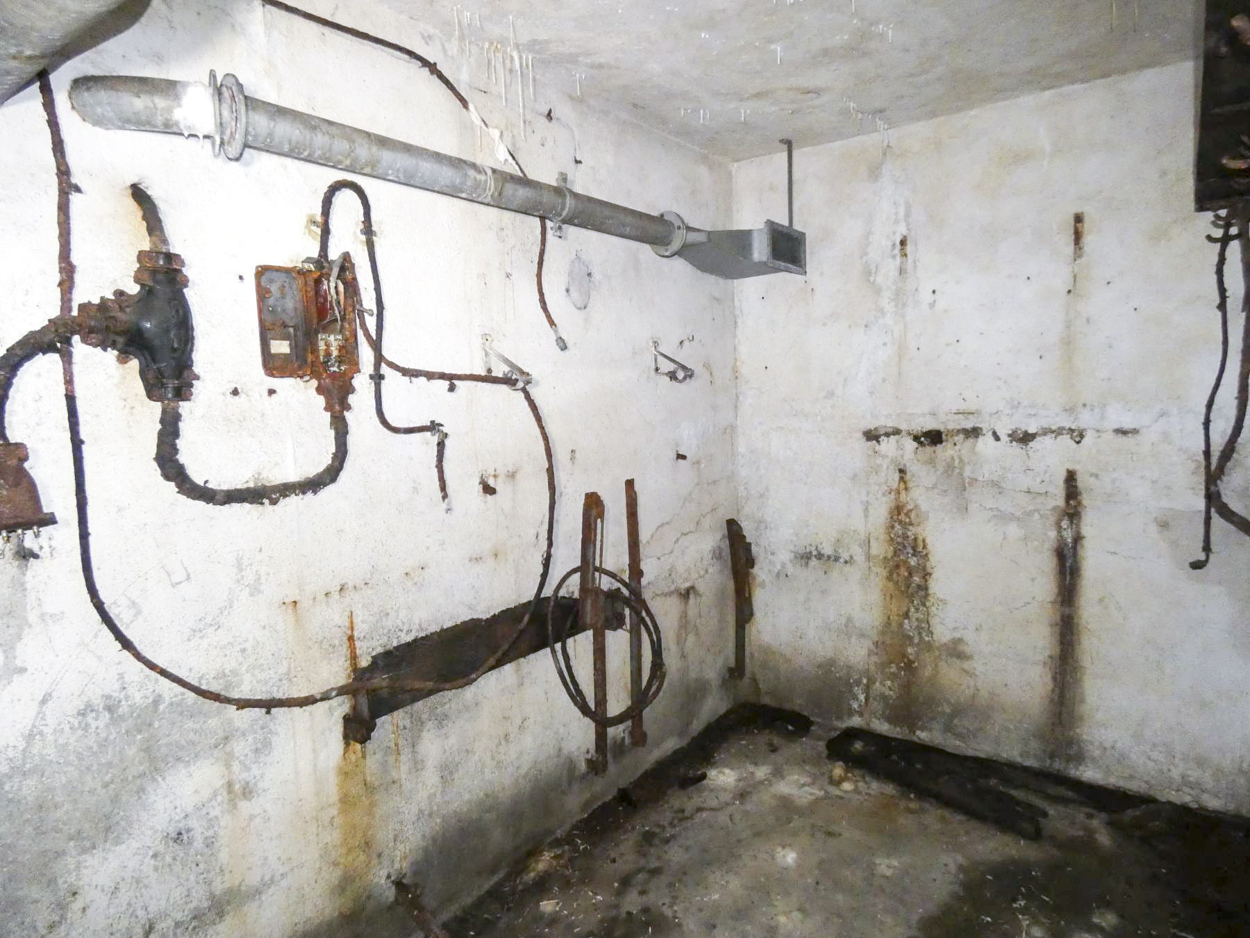 Ligne Maginot - FERMONT - A2 - (Ouvrage d'artillerie) - Bloc 7
PC - STENGER Mathieu