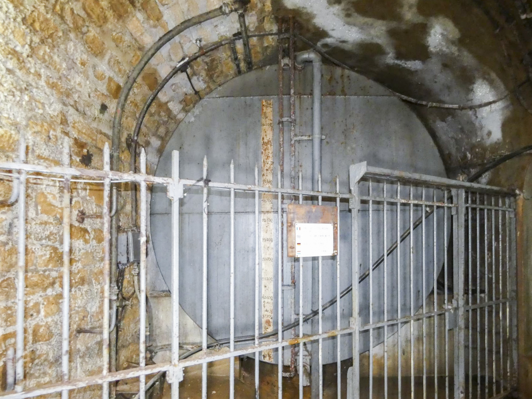 Ligne Maginot - FERMONT - A2 - (Ouvrage d'artillerie) - La citerne principale du casernement d'une capacité de 45 000 L (trois jours d'autonomie) - STENGER Mathieu