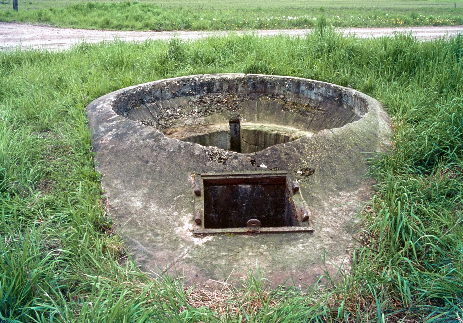 Ligne Maginot - AT27 - (Cuve pour arme d'infanterie) -  - MANSUY Michel